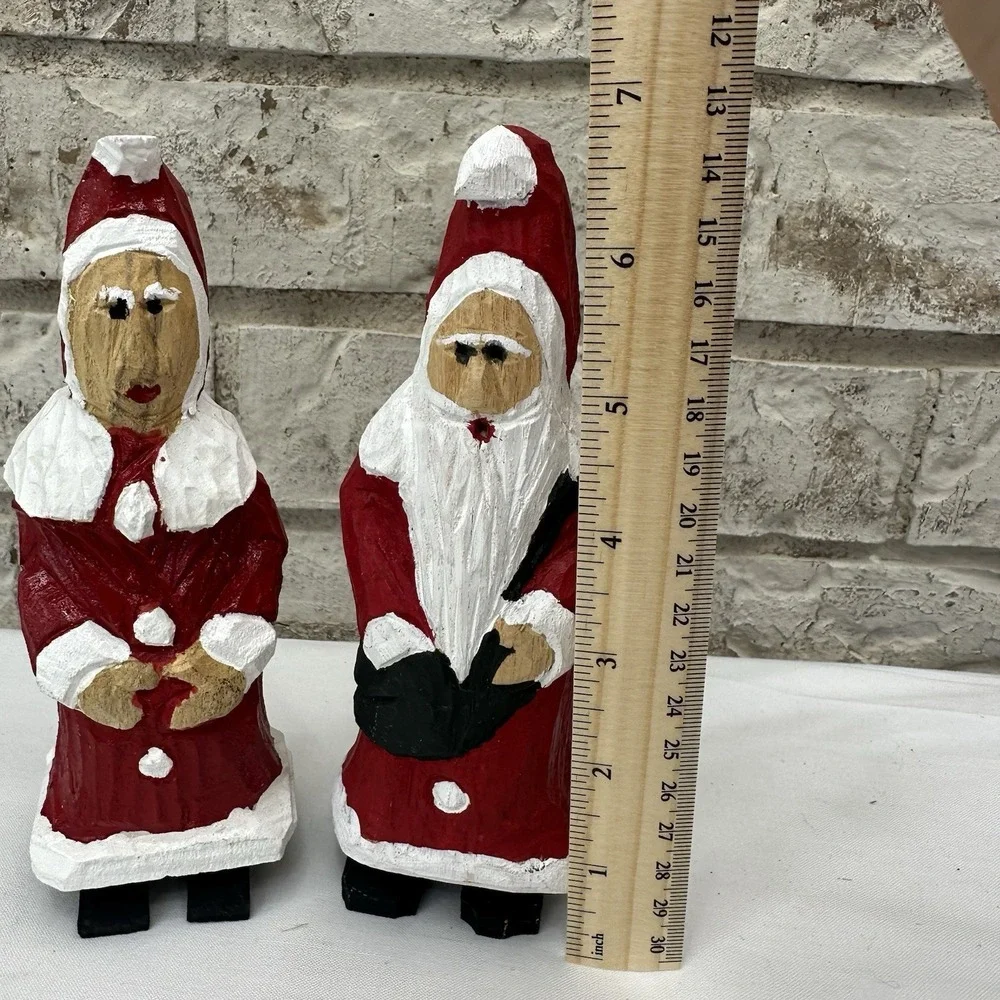 Vintage Hand-Carved Wooden Santa Claus Mrs Claus Figurine 7